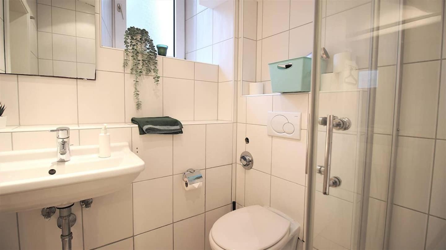 Fully Equipped Apartment Near Main Station Wurzburg Exterior photo